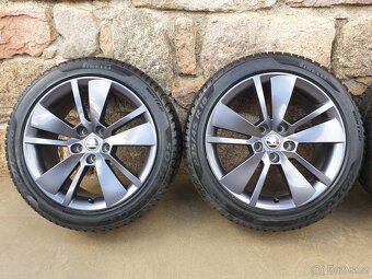 Zenith 5x112 235/45/18 zimní Superb 3 - 3