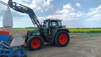 Fendt 711 Vario + Stoll - 3