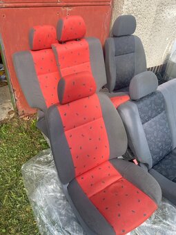 Sedačky červené SportLine a klasické, Škoda Felicia - 3