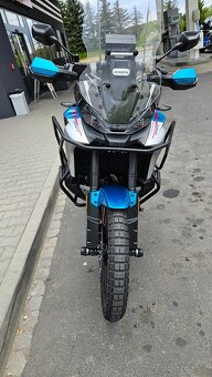 CF Moto 800 MT-X, jako nová, doplňky. - 3