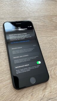 iPhone se 2020 - 3