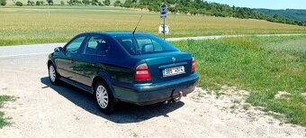 Škoda Octavia 1.6 74kw benzín - 3