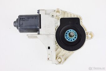 Motor stahování okna Audi A4/A5/A7/Q5/Touareg – 8K0959812A - 3