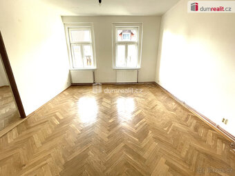 Pronájem bytu 2+1 se zahradou ve vnitrobloku ve městě Děčín - 3