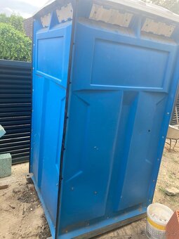 Wc toi toi - 3