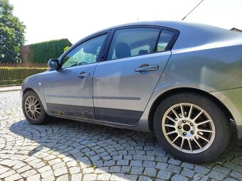 Mazda 3 BK 1.6 benzín 77 kW – jede, brzdí, řezné – 8 900 Kč - 3