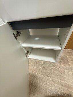 Koupelnová závěsná skříňka s umyvadlem - 3