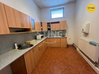 Pronájem kancelářských prostor s parkováním. Dobrá d, 129227 - 3