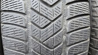 Zimní pneu 235/60/18 Pirelli - 3