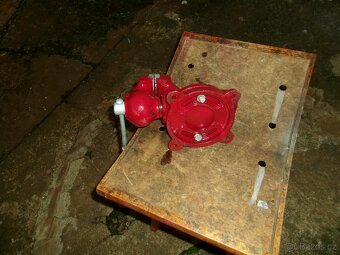 svěrák york 80 - 3