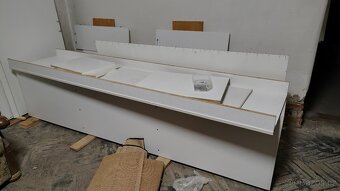 Šatní skříň - 3