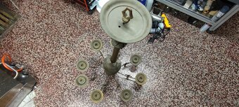 Mosazný lustr na svíčky - 3