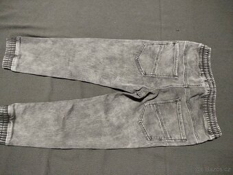 Džíny Reserved vel 134 - 3