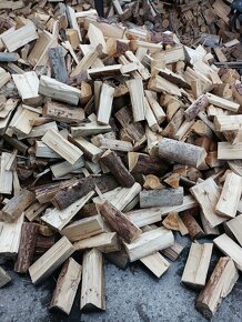 Štípané palivové dřevo měkké/tvrdé - 3