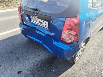 Kia Picanto na náhradní díly - 3