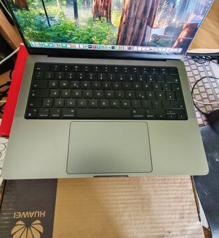 MacBook Pro 14’’, M1 Pro, 16GB RAM, 512GB, Space grey - 3