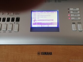 Piano Yamaha DGX-630 - 3