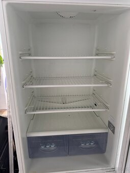 Lednice s mrazákem Fagor FC-37A - 3