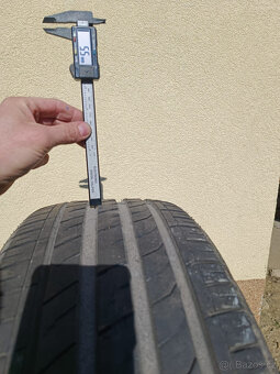 Prodám 4ks letní pneu 245/45 R20 ZR20 - 3