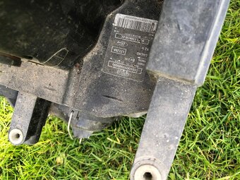 Prodám - Přední originál světla na Ford Transit 2006-2012 - 3