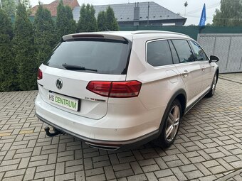 Volkswagen Passat 2.0 TDi 140kW 4motion DSG Alltrack - 3