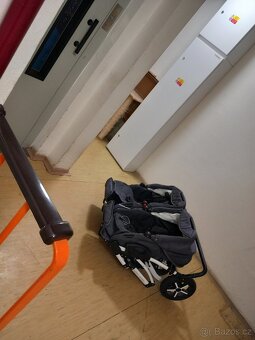 Kočárek pro dvojčata+ hl.korba zdarma - 3