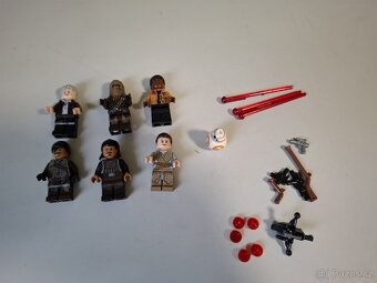 Lego Millennium Falcon 75105, dobrý stav - 3