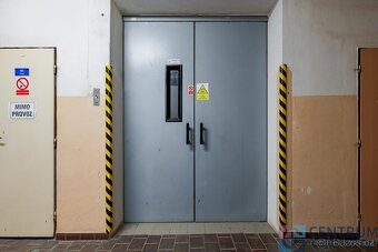 Nabízíme k pronájmu kombinované komerční prostory, ul. Přepe - 3