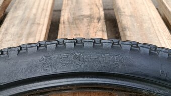 Baťa Polar 2,50-19 original motopneu - 3