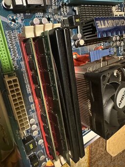 Základní deska Gigabyte MA785G-UD3H - 3