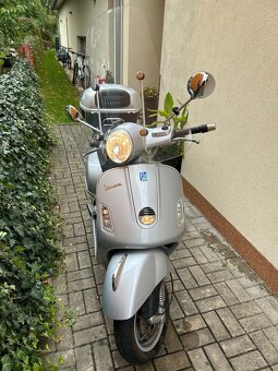 Vespa GTS 250 plně vybavená - 3
