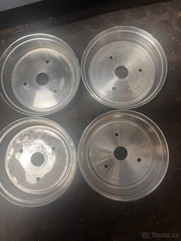 Babetta setrvačník - 3