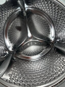 Pračka se sušičkou AEG 8000 (10/6 kg) - 3