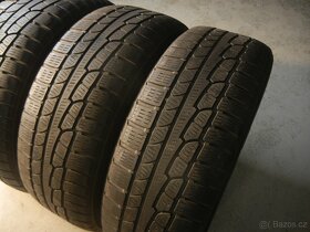 Zimní pneu Nokian 235/60R17 - 3