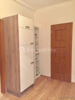 Prodej bytu 2kk + balkon, 49m2, Dejvice TOP - 3