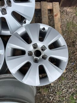 17" ALU kola – 5x112 R17 AUDI, ŠKODA, Mercedes, VW ET28 - 3