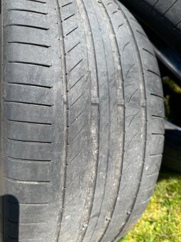 255/45/19 - 3