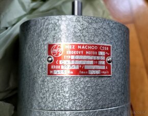 Krokový motorek MEZ Náchod - 3