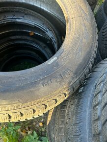 215/60 R16 zimní Nokian 90% vzorek - 3