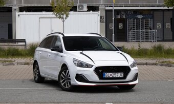 Hyundai i30 CW 1.6 CRDi 136 Family - 3