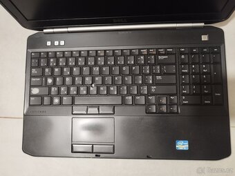 Dell latitude E5520 - 3