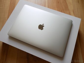 APPLE MacBook Air 13,3" (2020) / M1 / 8GB RAM / 256GB / CZ - 3