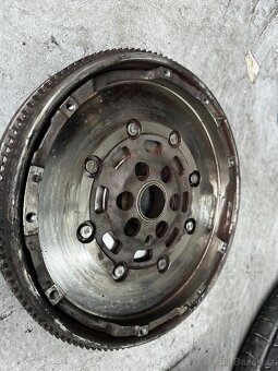 Octavia 2 1.9tdi 77kw díly motor vše - 3