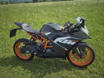 KTM RC 125 r. 2015 ABS, původ ČR - 3