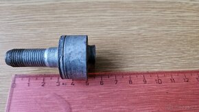 Bezpečnostní šrouby kol na alu kola elektrony Peugeot - 3