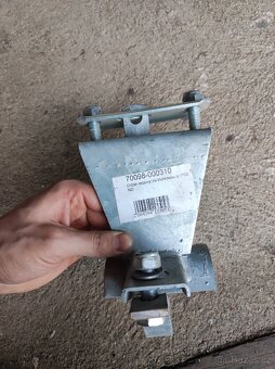 Držák rezervního kola - 3