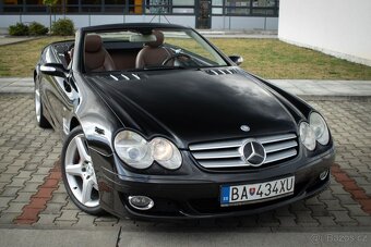 Mercedes-Benz SL 500 V8 AMG - 3