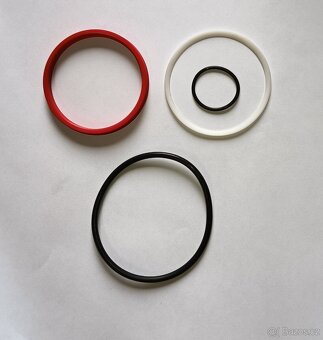 1,5t a 2,0t hydraulický nůžkový zvedák DDR - 3