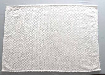 Heboučká bílá dečka pro miminko, 70cm x 100cm - 3