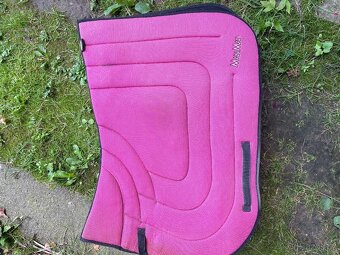 Růžová podsedlovka ManMat - 3